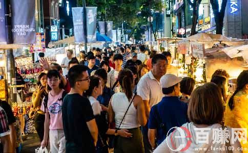 教你摆地摊的技巧，玩转地摊生意! 第1张
